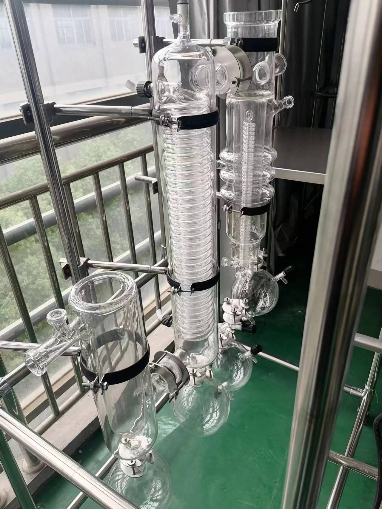 分子蒸餾技術(shù)發(fā)展史、應(yīng)用、原則和原理