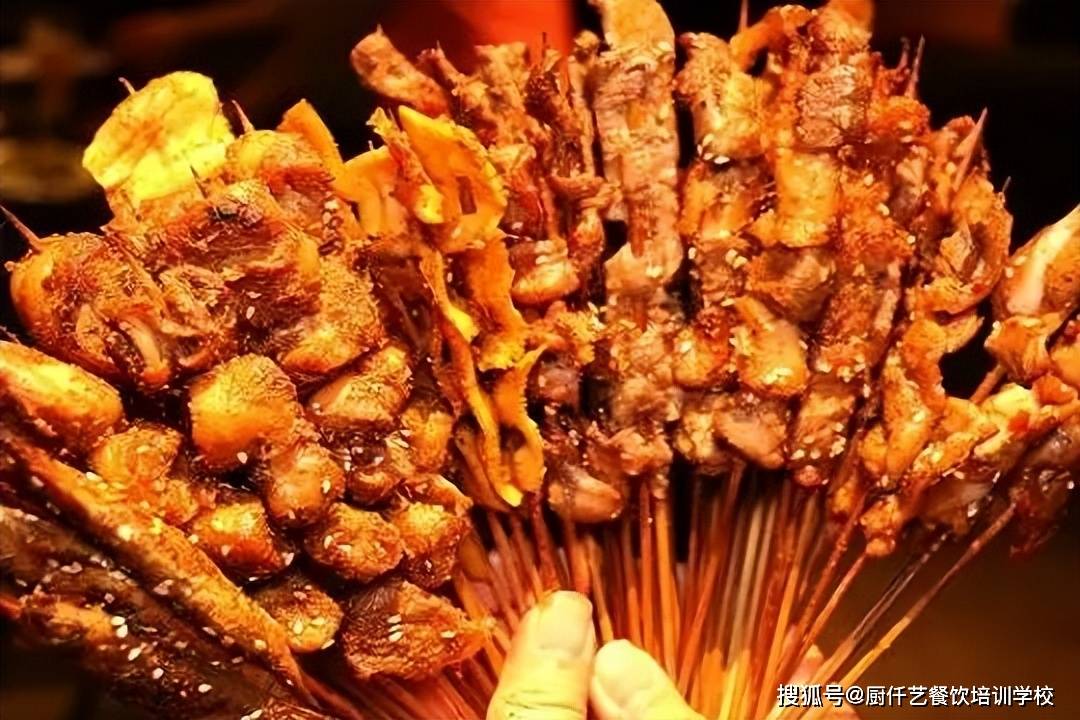 學(xué)燒烤去哪里學(xué)比較正宗？燒烤培訓(xùn)哪里學(xué)