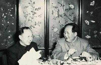他譽為“中國導(dǎo)彈之父”“中國航天之父”和“火箭之王”。