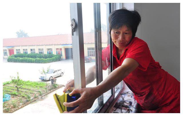 55歲大媽做保姆創(chuàng)業(yè)，不想做無用之人，也不想麻煩子女