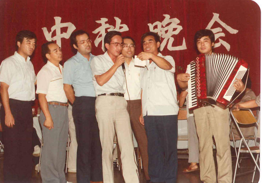 82歲日本企業(yè)家：在中國，我有干不完的工作｜對話白玉蘭獎獲得者