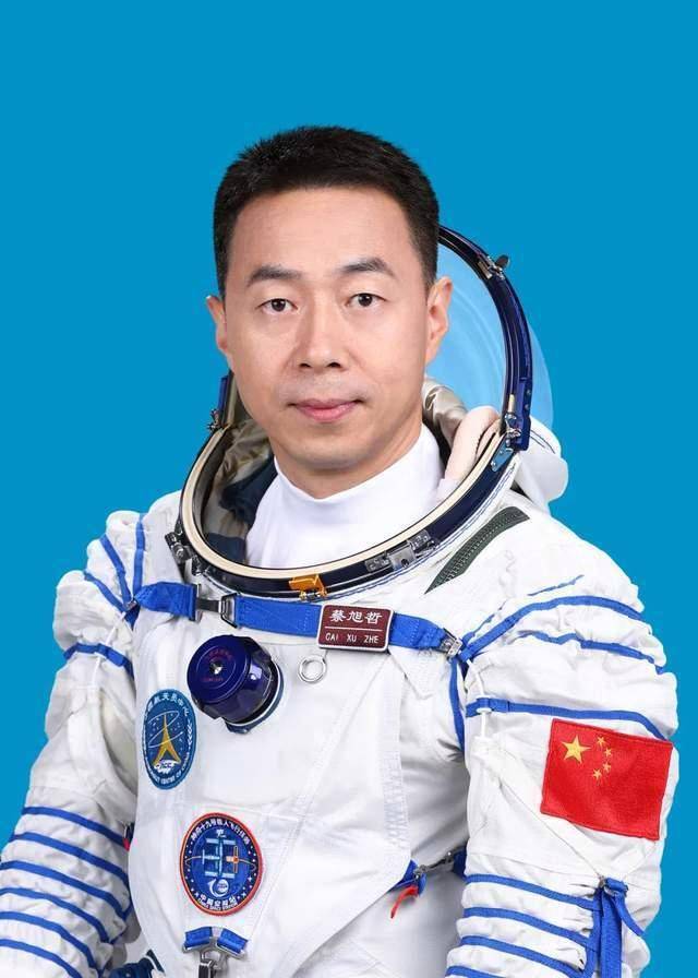 神舟十九號明天發(fā)射！90后要上太空了，簡歷公布！中國人登月，也有最新消息
