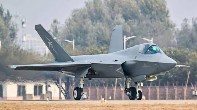 F-35A為什么剛公布就帶有尾號(hào)A？專家：還有海軍型號(hào)