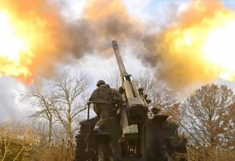 烏軍高層披露：俄軍傷亡突破70萬！80枚炮彈狂炸俄本土，烏10萬精銳猛攻俄防線