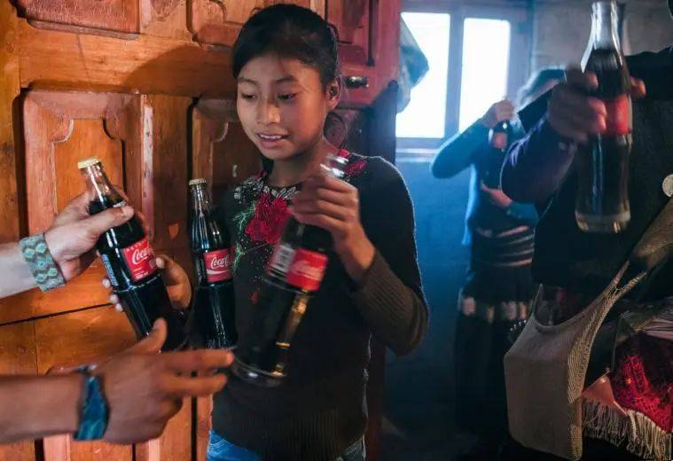 中國人吃的食品添加劑，真比歐美日本更多、更狠？