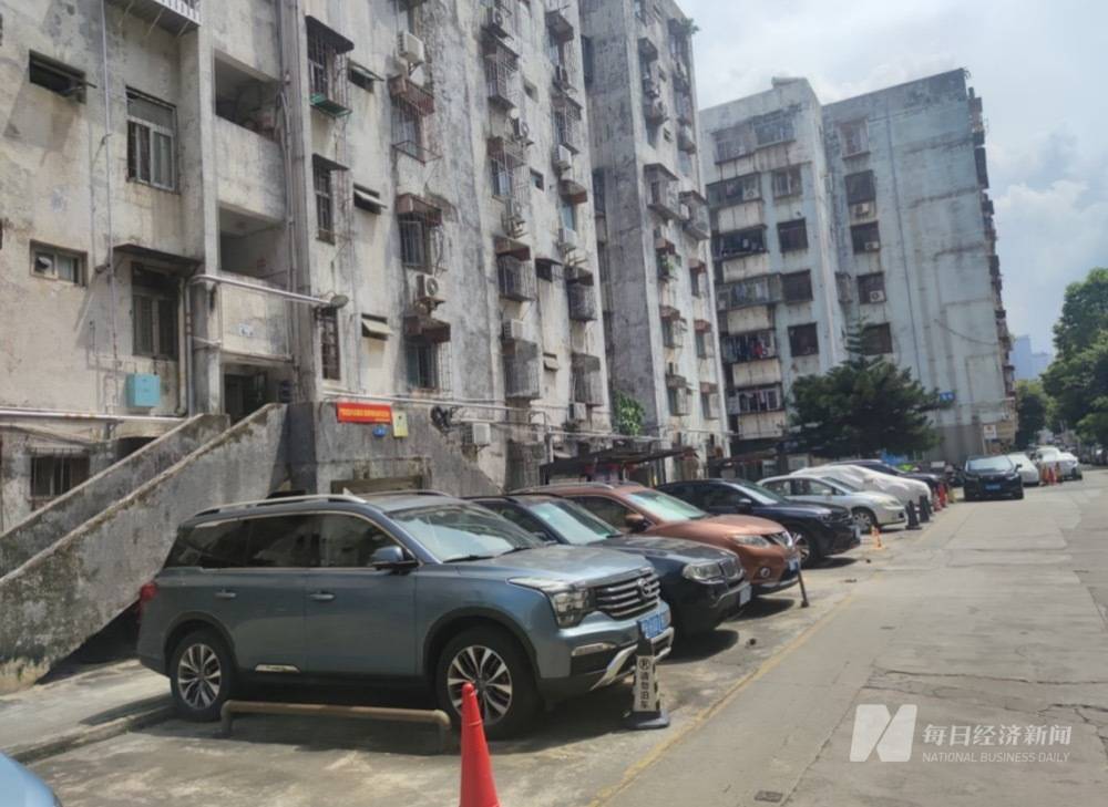 同意率已超90%，深圳首例自拆自建小區(qū)仍停滯，街道辦回應(yīng)“具體執(zhí)行方案未出”