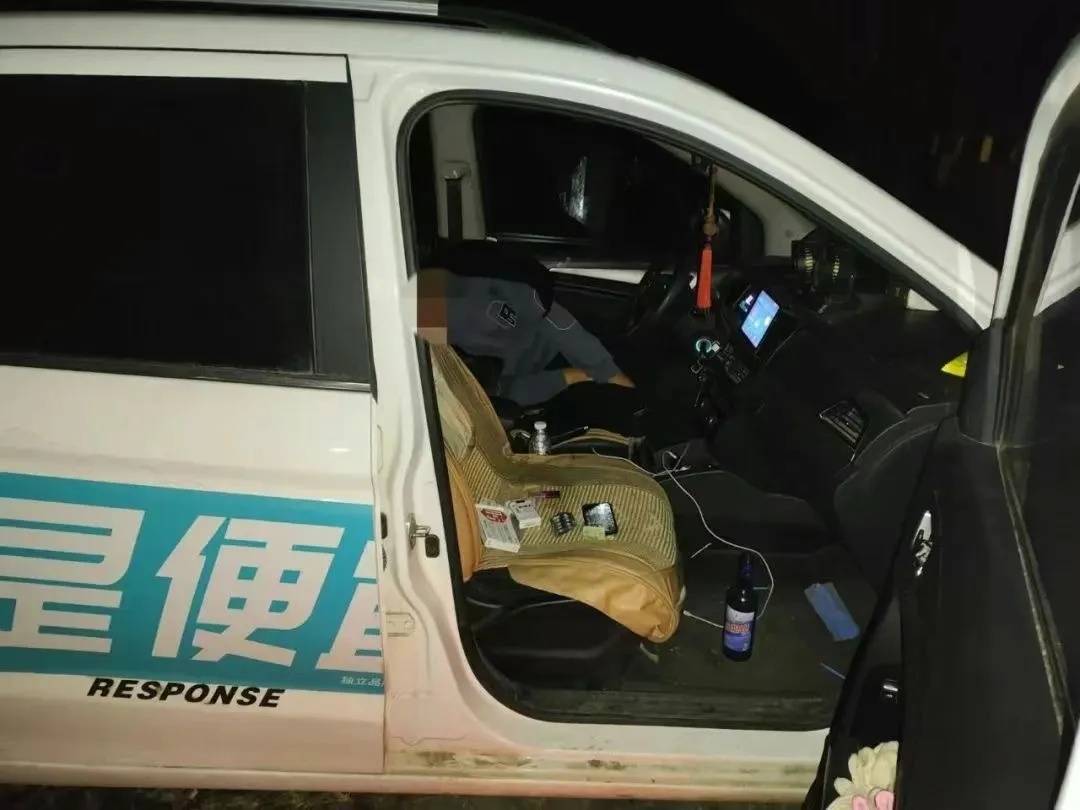 男子一時想不開，服下頭孢配白酒！40分鐘后……