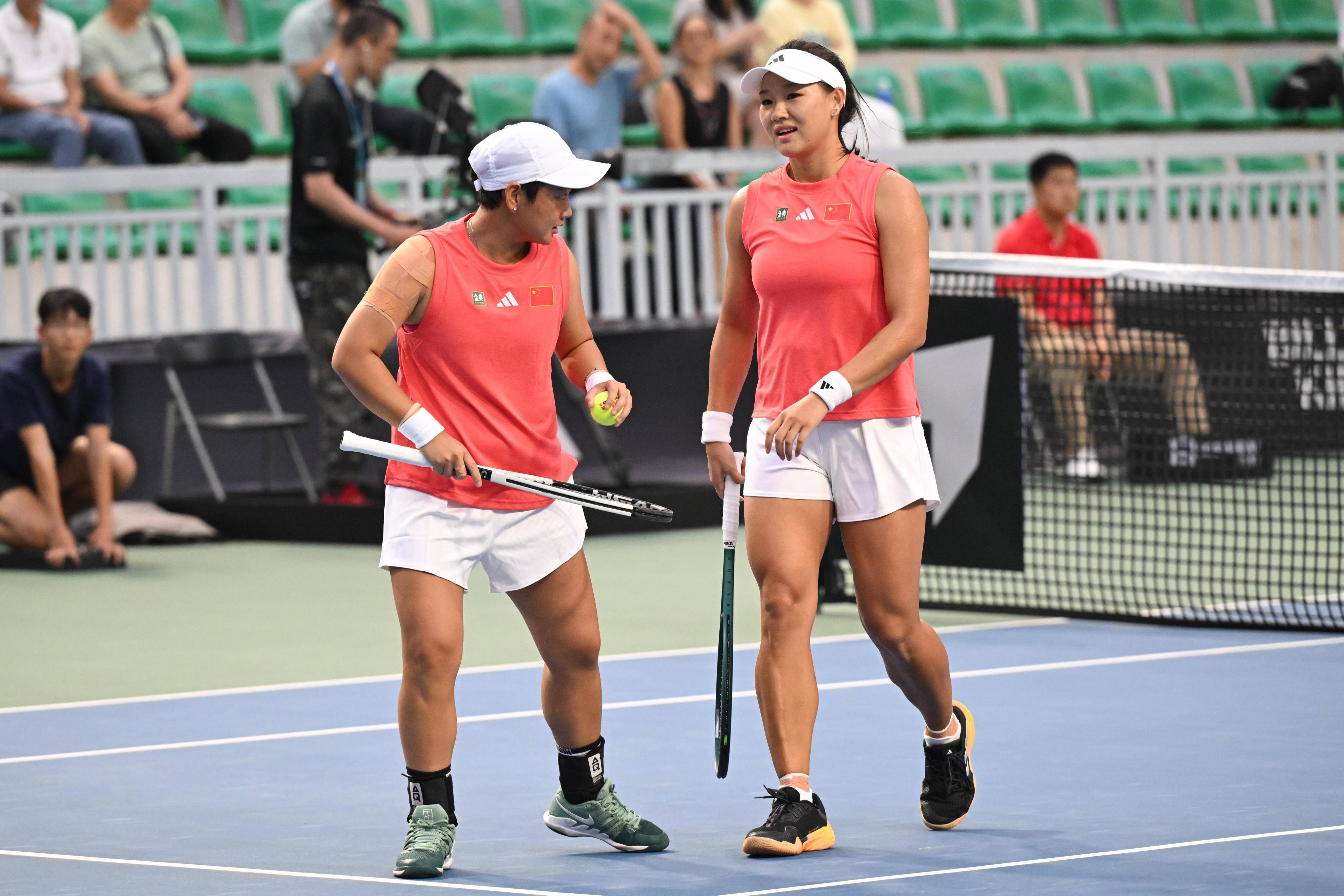 中國隊3比2險勝比利時隊，晉級明年比利·簡·金杯世界組資格賽