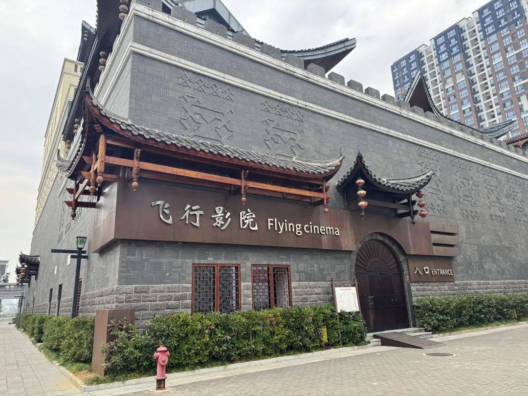 投資20億的古城變“空城”，游客中心燈都沒開