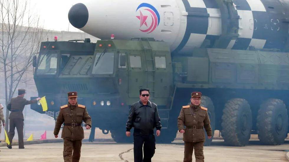 金正恩同志發(fā)出警告，“核戰(zhàn)爭一觸即發(fā)”！發(fā)生了什么？