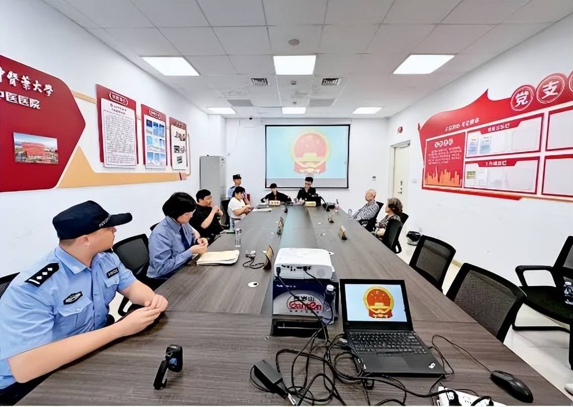 退休金2萬卻“老無所依”！上海老夫妻強烈拒絕由女兒養(yǎng)老｜今晚九點半