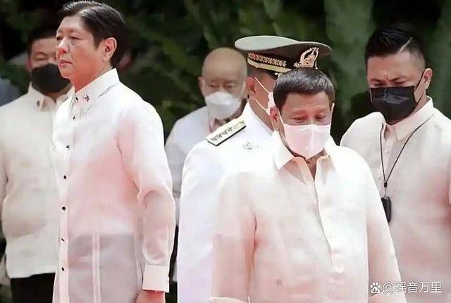 解放軍3軍同時(shí)南下，60只船合圍島礁，小馬科斯遭到當(dāng)頭一棒！