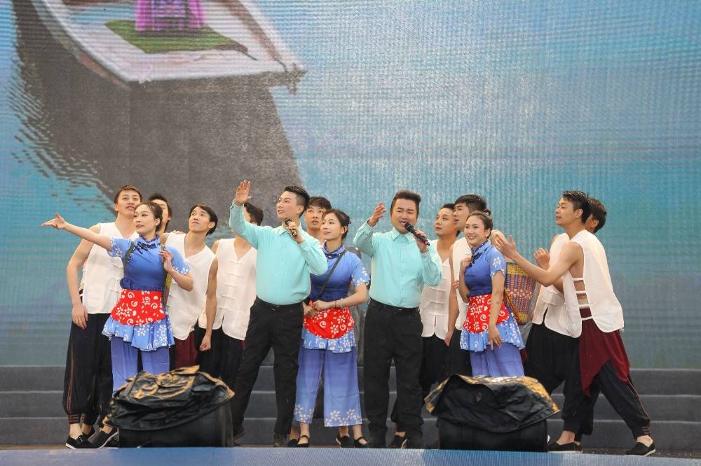村歌嘹亮，唱出“最強(qiáng)音” 首屆巴渝和美鄉(xiāng)村村歌大賽落幕