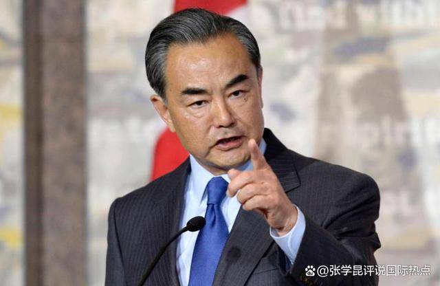日方送出厚禮后，王毅外長(zhǎng)松口訪日，話音剛落，日本再做錯(cuò)誤決定