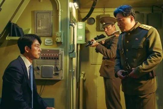 韓國政變“驚天大瓜”！尹錫悅挑釁金正恩，想假扮朝軍潛入首爾？