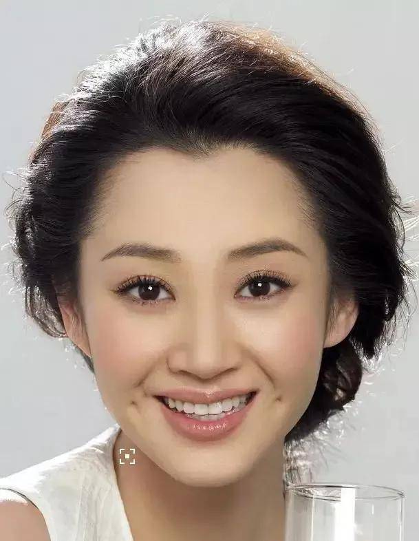 事實(shí)證明，55歲“無(wú)人敢娶”的許晴，才是真正的人間清醒！