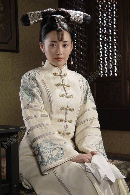事實(shí)證明，55歲“無(wú)人敢娶”的許晴，才是真正的人間清醒！