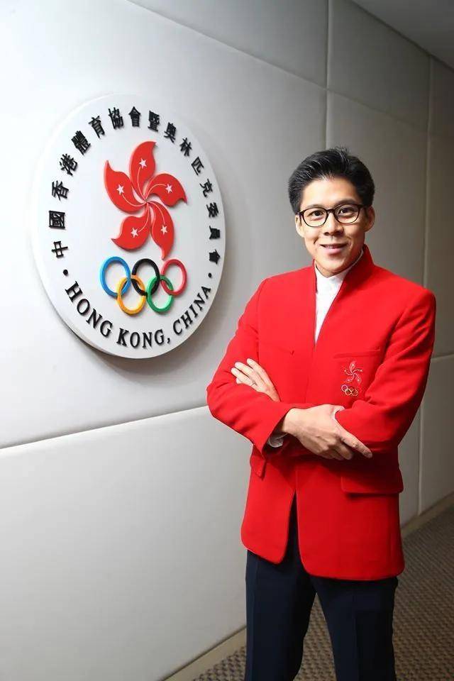 霍啟剛：我敢不疼老婆嗎？那可是拿3000億繼承權(quán)換的！