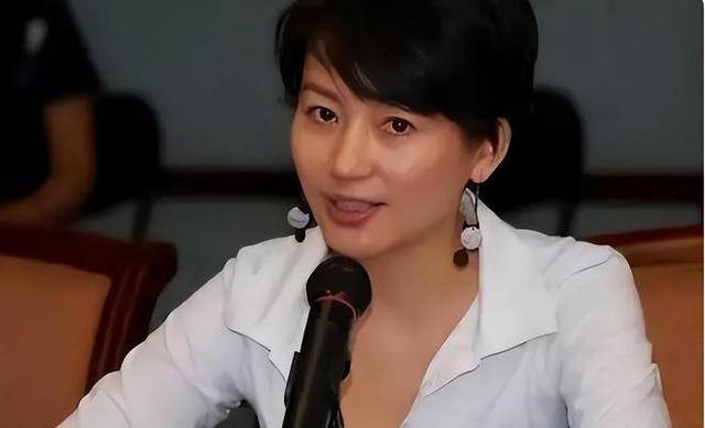 王小丫：余生好好走，病床上19字留言催人淚下，如今56歲無兒無女