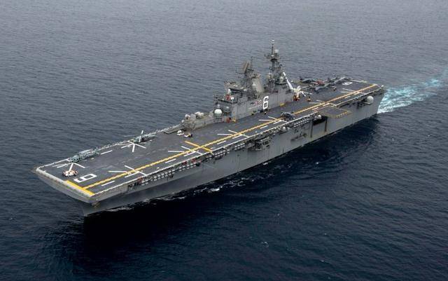 076型下水，四川喜提4萬余噸巨艦，首個(gè)無人機(jī)“母艦”誕生？