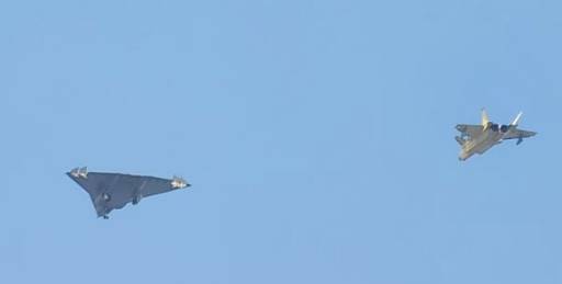俄軍事專家：中國下一代戰(zhàn)機(jī)研發(fā)，是為贏得21世紀(jì)空中比拼的認(rèn)真嘗試