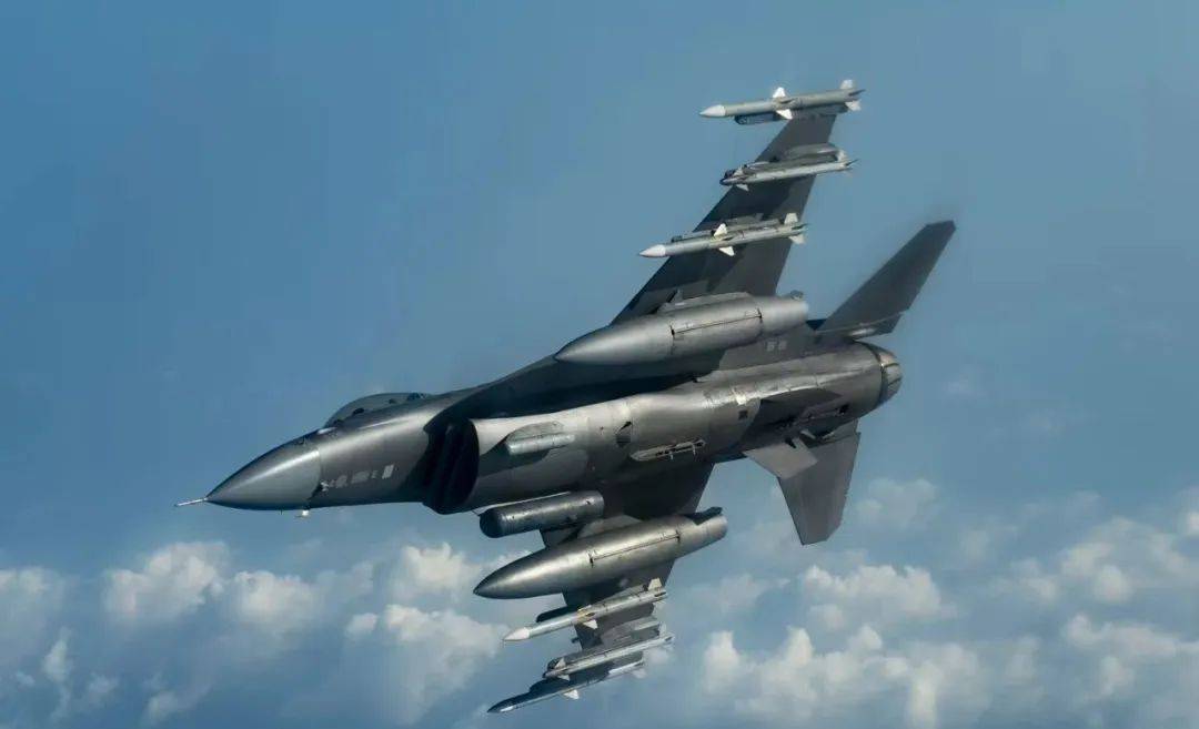 烏克蘭F-16戰(zhàn)機(jī)隱秘消失之謎：空中力量如何成俄烏沖突的神秘變量？