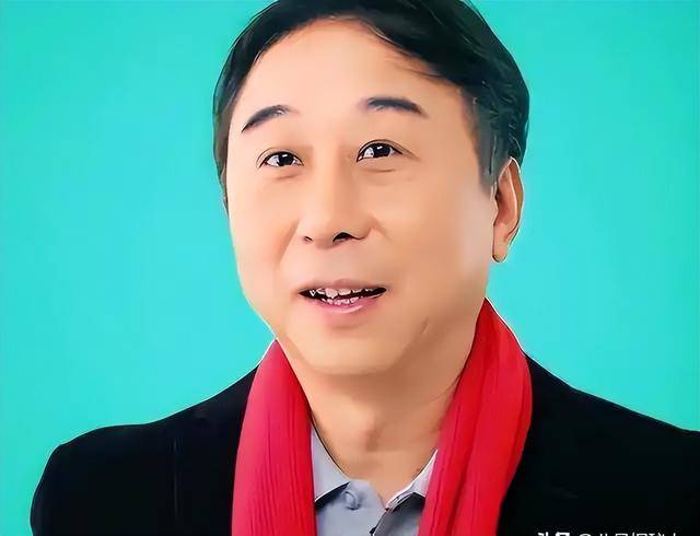 從相聲奇才到“階下囚”，當(dāng)紅時(shí)拋下馮鞏移居海外后，劉偉怎樣了