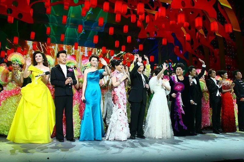 “好久不見！”春晚經(jīng)典組合又同框