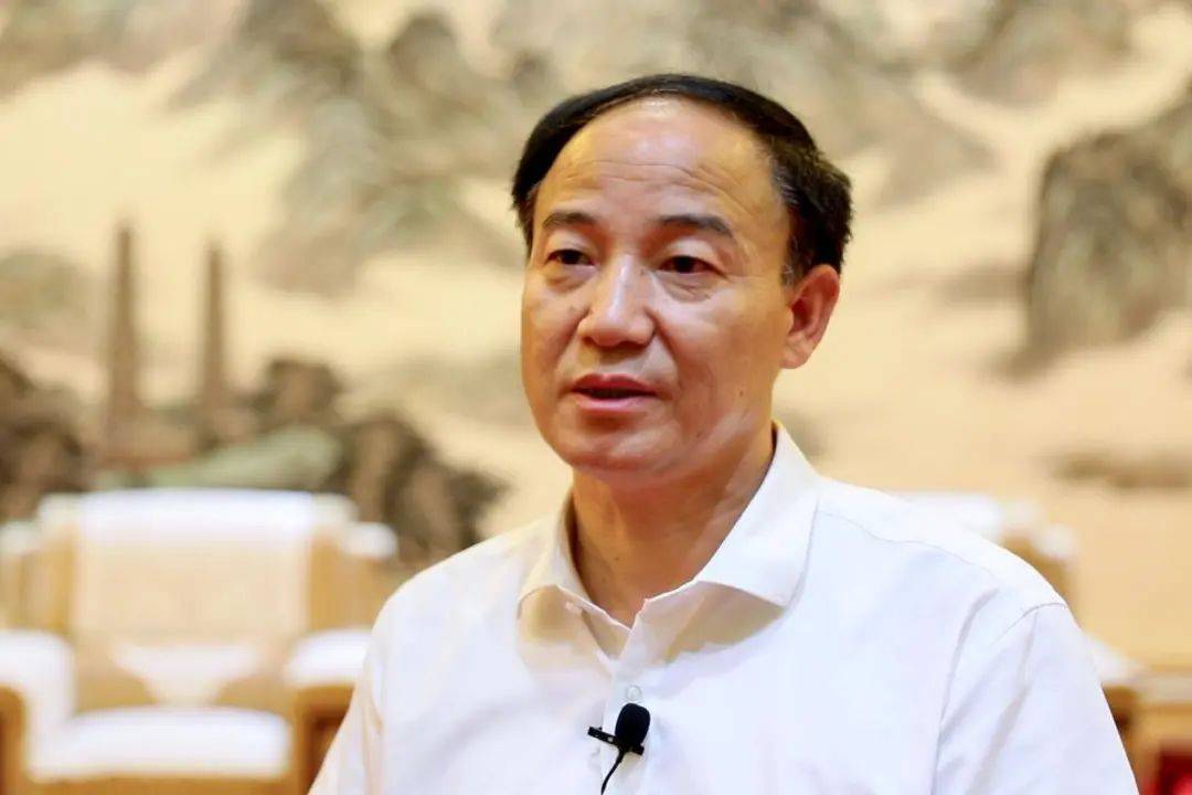 操學(xué)誠(chéng)，職務(wù)調(diào)整