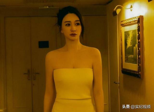 這次，被扒了個(gè)底朝天的李小冉，徹底顛覆了大眾對(duì)她的固有認(rèn)知！