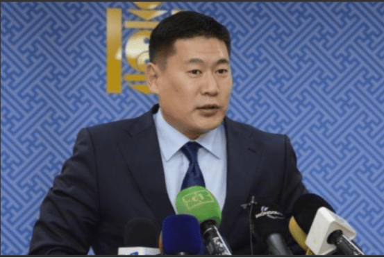 蒙古國(guó)生亂！3000人首都街頭示威，中美連發(fā)警告幕后黑手浮出水面