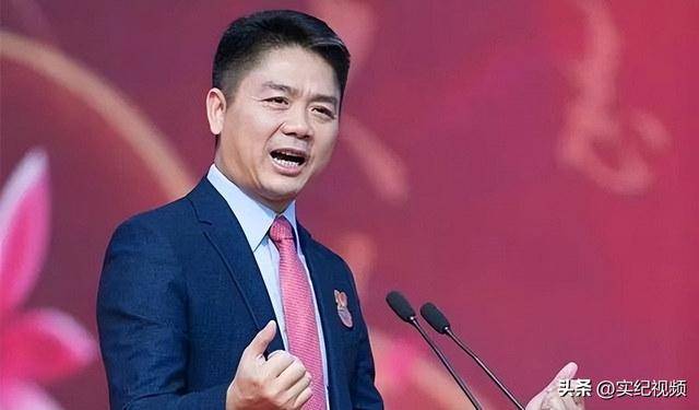 坐擁742億，卻救不了43歲妹妹！把外甥當親子，一年給100萬撫養(yǎng)費