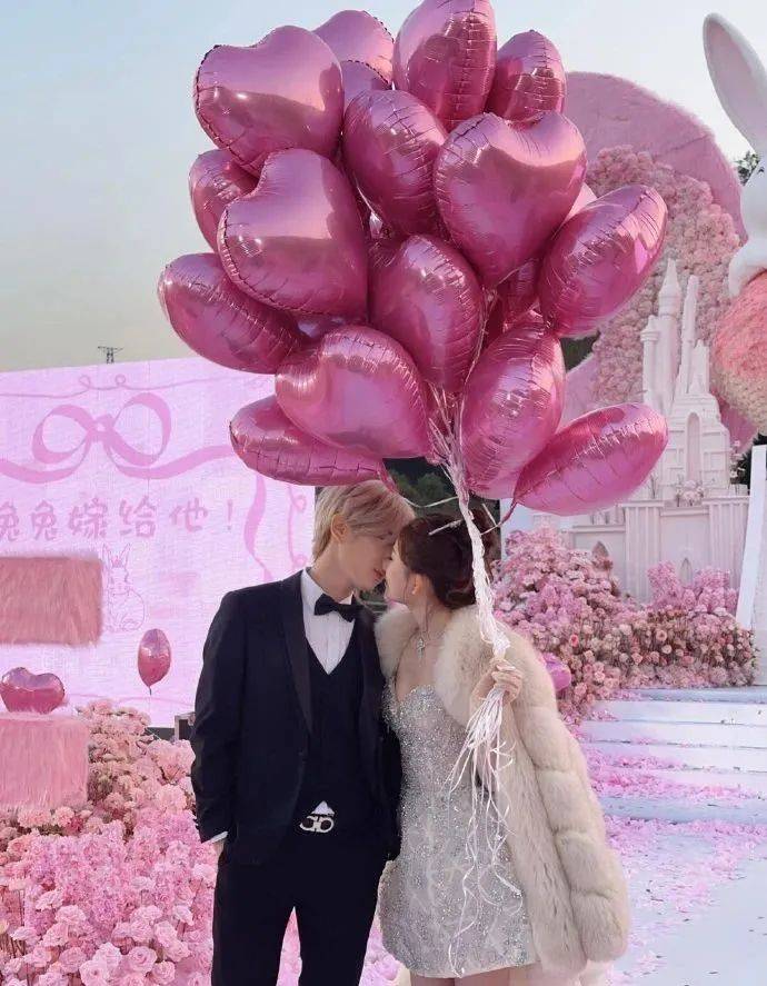 熱搜第一！鹿哈在湖南向女友求婚成功