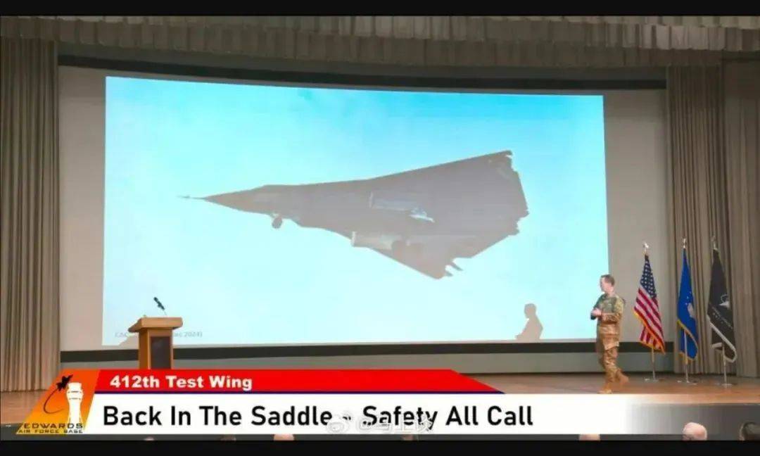 美空軍準(zhǔn)將承認(rèn)：解放軍是有史以來(lái)規(guī)模最大、最現(xiàn)代化的軍隊(duì)，六代機(jī)領(lǐng)先西方