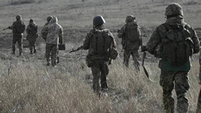 再不投降就晚了！就在剛剛，烏軍司令無(wú)意暴露出幕后真相