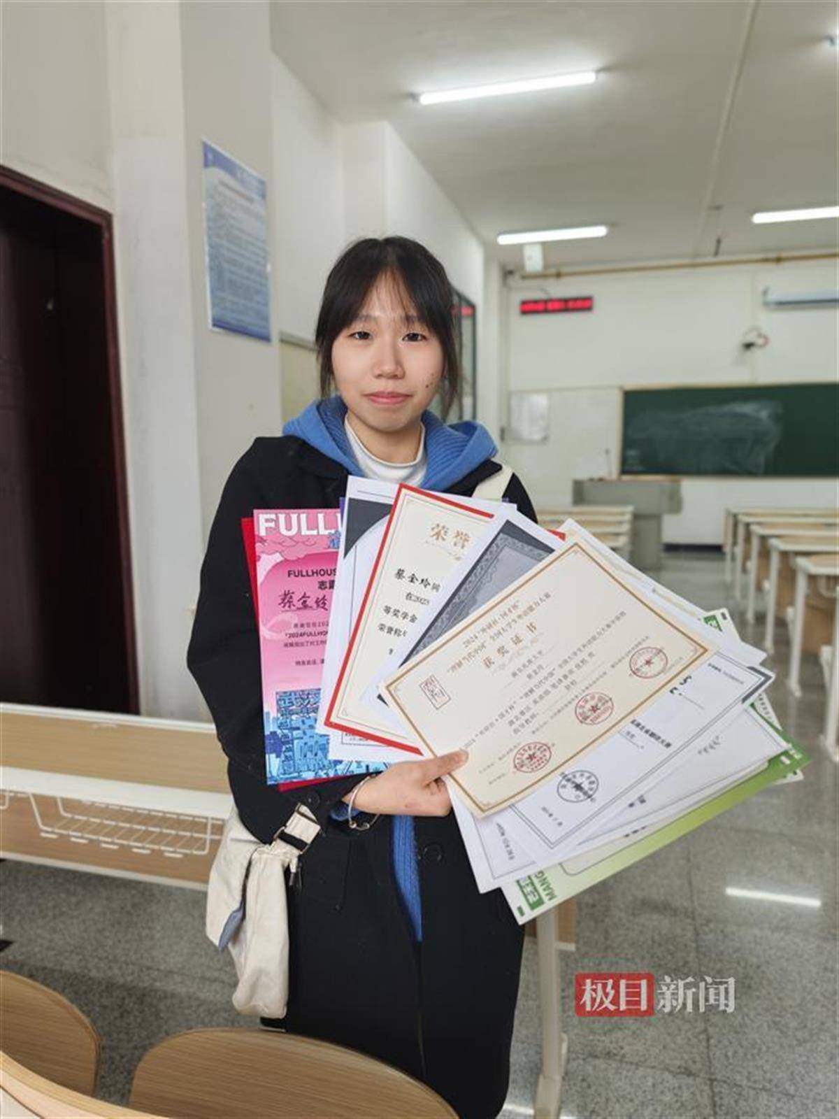 大二女生打三份工，攢5萬元游歷20多個城市