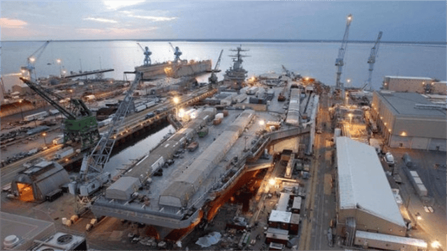 中國正造核航母，比福建艦還大？美媒信誓旦旦拿出一張衛(wèi)星圖