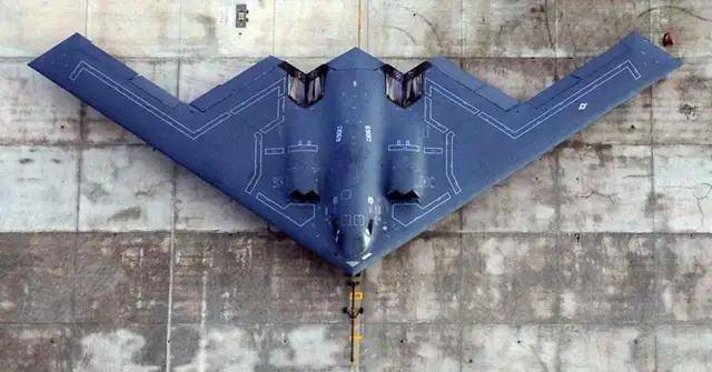 空軍副司令：轟-20很快了！網(wǎng)友：殲-36都來了，轟-20還要多久？