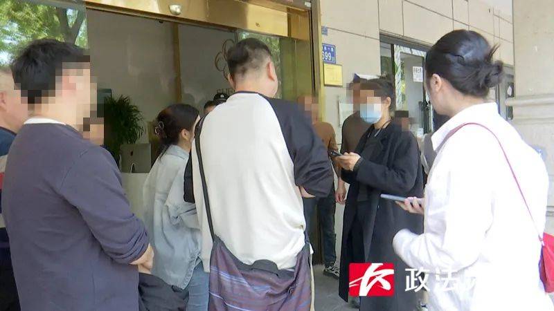 長沙一女子做“私密修復”后昏迷超90小時仍未醒，是三個孩子的媽媽，公安、衛(wèi)健已介入