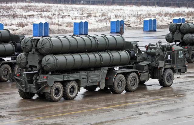 S-400成功攔截F-16，低空飛行已失去意義，未來空戰(zhàn)怎么打？