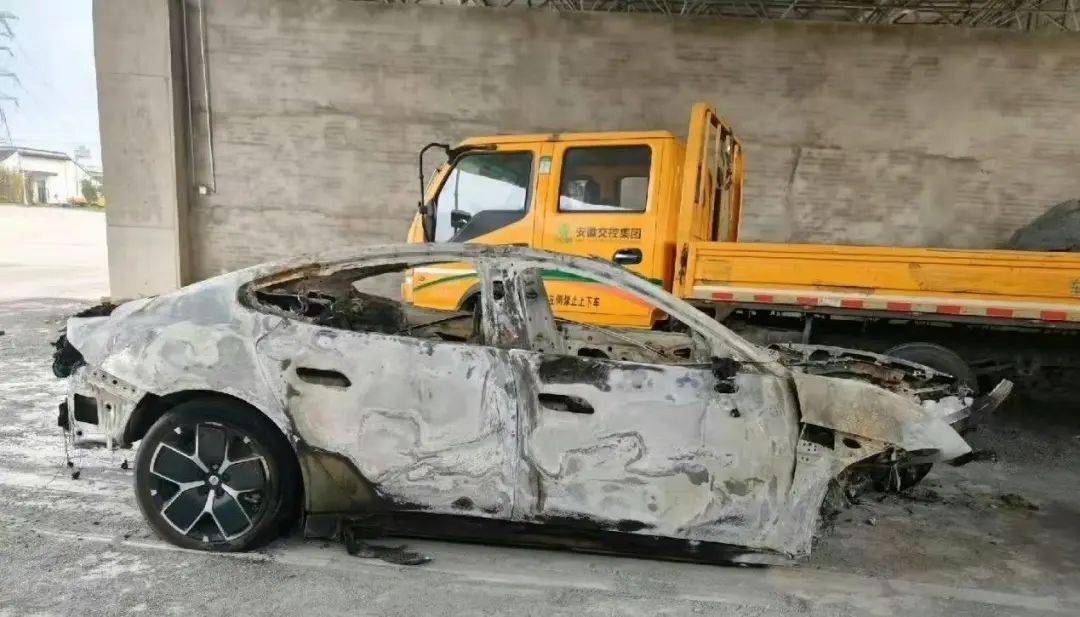 “人活活燒沒了”熱傳！小米汽車，剛剛回應(yīng)