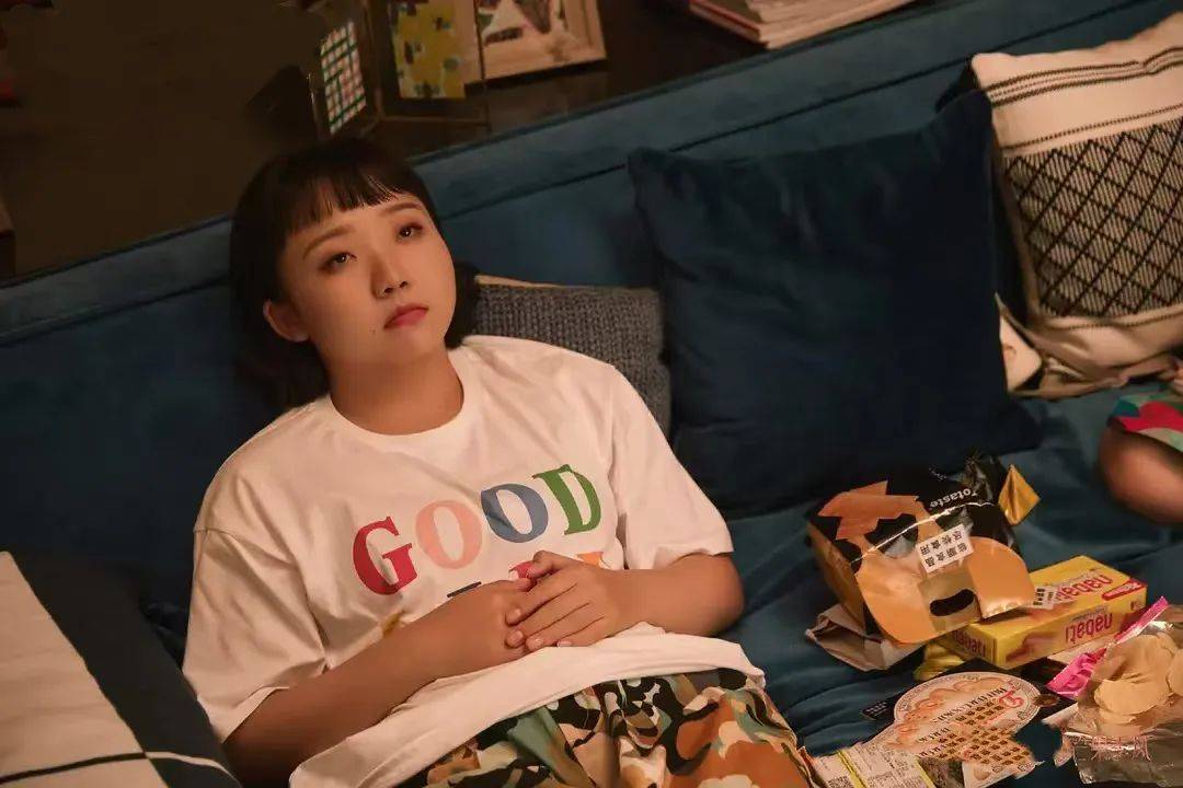 一個月只花30元，985畢業(yè)生擠滿躺平賽道