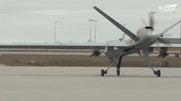 撿到寶了？胡塞打下第19架美軍MQ-9無(wú)人機(jī)，網(wǎng)友：咋打了這么多？