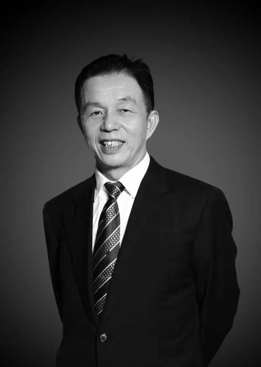 著名企業(yè)官網(wǎng)變黑白！凌晨訃告：創(chuàng)始人病逝