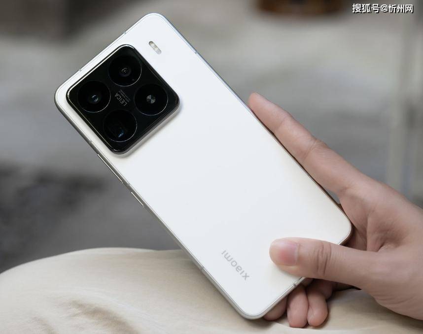 小米頂尖“小鋼炮”手機，現(xiàn)已降價901元，512GB+3nm芯片+無網(wǎng)通信