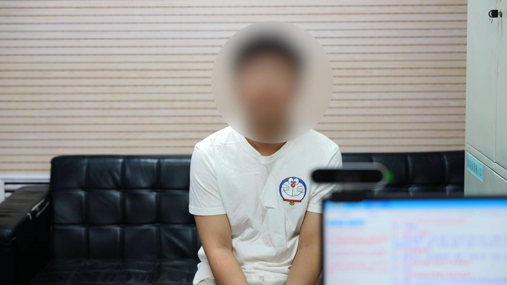 司機禮讓救護車后被后車多次別停 西安警方：駕駛?cè)俗T某某被行政拘留7日