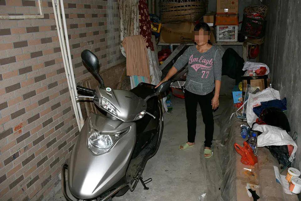 廣東一保姆盜走雇主家中90余萬(wàn)元財(cái)物，嫌疑人已被刑事拘留