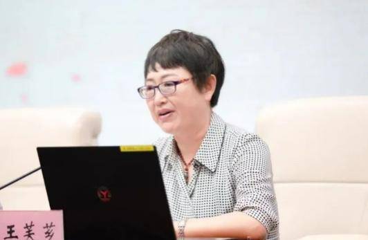 吉林一女官員被查！當(dāng)過(guò)掃黑辦主任，她曾說(shuō)“吃人家的嘴短，拿人家的手短”