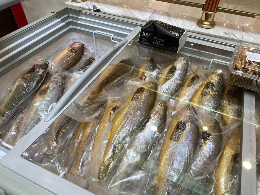 “1800元的出口商品219元拿下”！上海人假期瘋狂“撿漏”，這里外貿(mào)好東西都賣爆了，新品還將接力上市