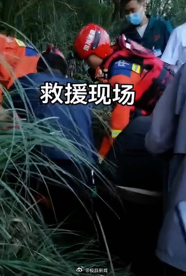 四川一特斯拉墜河駕駛人身亡，知情人士發(fā)聲